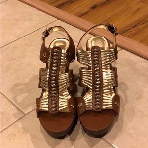 Candies Wedges size 9.5